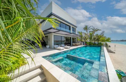 Villa - 4 Bedrooms - 5 Bathrooms for sale in Garden Homes Frond B - Garden Homes - Palm Jumeirah - Dubai