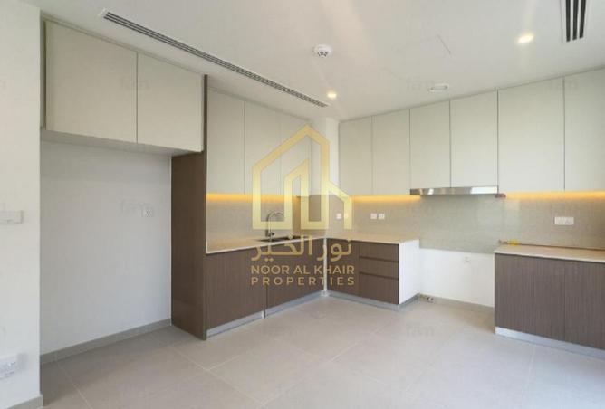 98715162 - Property Image 2