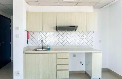 Apartment - Studio - 1 Bathroom for rent in Afnan 1 - Afnan - Midtown - Dubai Production City (IMPZ) - Dubai