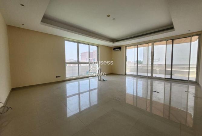 81108864 - Property Image 3