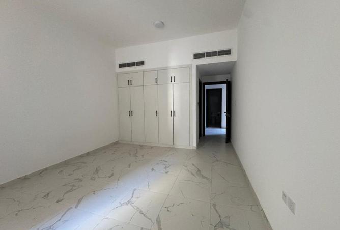 57377098 - Property Main Image