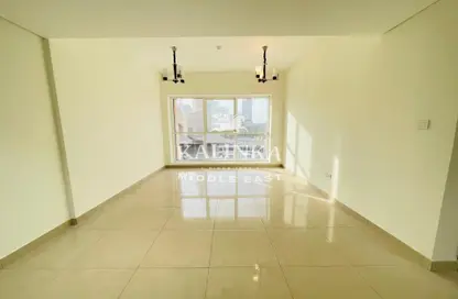 Apartment - 1 Bedroom - 2 Bathrooms for rent in Royal JVC Building - District 10 - Jumeirah Village Circle - Dubai