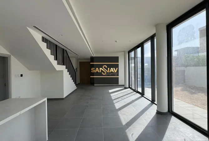 156913180 - Property Image 3