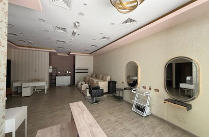 Retail - Studio - 2 Bathrooms for rent in Makeen Residence 3 - International City Phase 2 - Al Warsan 4 - Al Warsan - Dubai