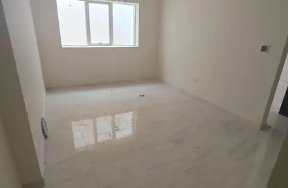 شقة - غرفة نوم - 2 حمامات للايجار في مبنى القاسمية 10 - المحطة - القاسمية - الشارقة