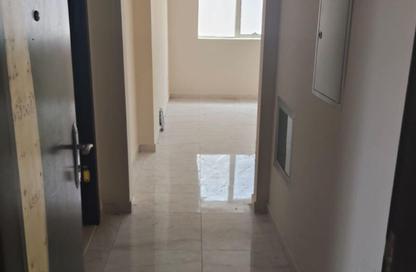Apartment - 1 Bedroom - 2 Bathrooms for rent in Qasimia 10 building - Al Mahatta - Al Qasimia - Sharjah