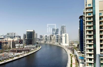 Apartment - 1 Bedroom - 1 Bathroom for rent in Mayfair Residency - Business Bay - Dubai