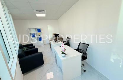 Office Space - Studio - 1 Bathroom for rent in Fatima Mohammad Ahmad Bin Suleiman Building - Al Raffa - Bur Dubai - Dubai