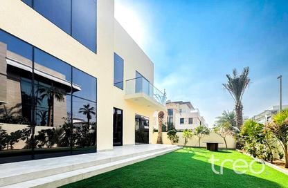 Villa - 5 Bedrooms - 6 Bathrooms for rent in District 1 - Jumeirah Village Triangle - Dubai
