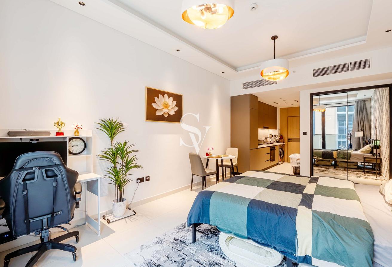 Spacious Layout | Prime JVC Location | Vacant photo 6