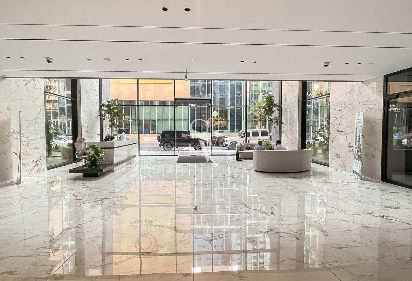 Spacious Layout | Prime JVC Location | Vacant photo 16