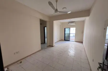 Apartment - 1 Bedroom - 1 Bathroom for rent in Al Rashidiya Towers - Al Rashidiya - Ajman Downtown - Ajman