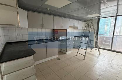 Apartment - 3 Bedrooms - 4 Bathrooms for rent in Skyline Residence - Sheikh Zayed Road - Dubai