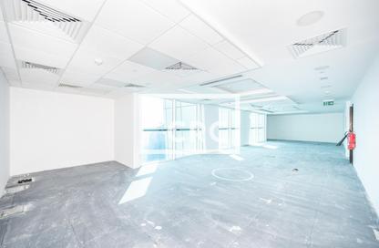 Office Space - Studio for rent in Single Business Tower - Sheikh Zayed Road - Dubai