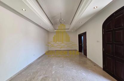 Villa - 5 Bedrooms - 5 Bathrooms for rent in Al Musalla Area - Al Karamah - Abu Dhabi Villa - 5 Bedrooms - 5 Bathrooms for rent in Al Musalla Area - Al Karamah - Abu Dhabi