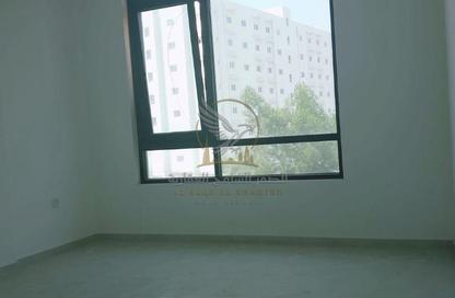 Apartment - 1 - 1 for rent in Ajman Corniche Residences - Ajman Corniche Road - Ajman