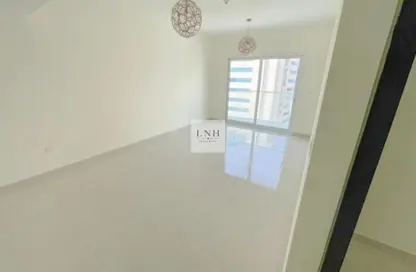 شقة - غرفة نوم - 2 حمامات للايجار في AG برج - الخليج التجاري - دبي