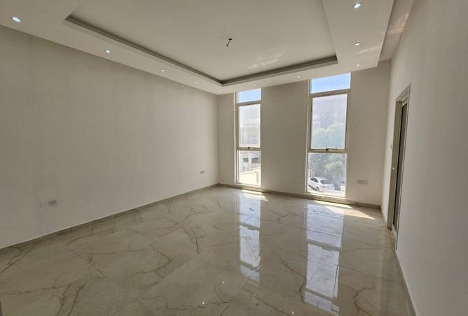 117281016 - Property Image 2