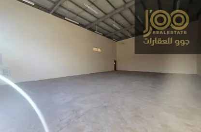 Warehouse - Studio - 1 Bathroom for rent in Umm Al Thuoob - Umm Al Quwain