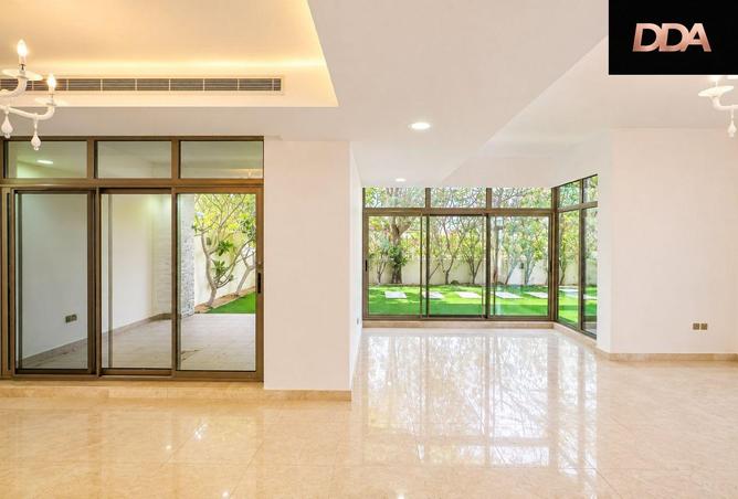 127008940 - Property Image 3