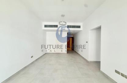 Apartment - 2 - 3 for rent in Al Fahad 9 Building - Jumeirah Garden City - Al Satwa - Dubai Apartment - 2 - 3 for rent in Al Fahad 9 Building - Jumeirah Garden City - Al Satwa - Dubai