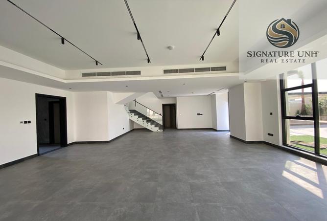 68297379 - Property Image 3