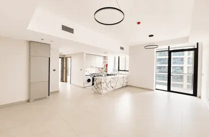 Apartment - 2 Bedrooms - 2 Bathrooms for rent in Amal Tower - Dubai Sports City - Dubai
