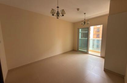 Apartment - 1 - 2 for rent in Muwaileh - Sharjah