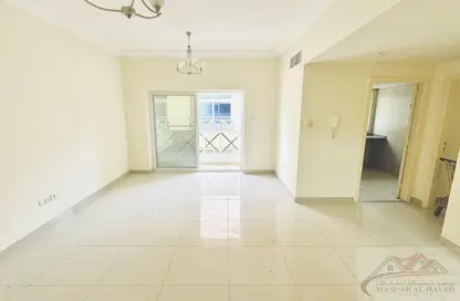 Apartment - 1 Bedroom - 2 Bathrooms for rent in Muwaileh 3 Building - Muwaileh - Sharjah