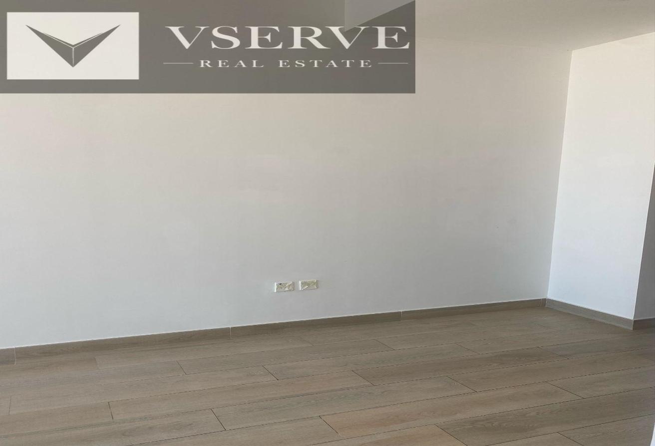 High Floor | Spacious Layout | Prime Location photo 2
