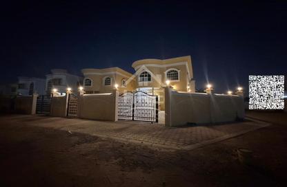 Villa - 5 Bedrooms - 6 Bathrooms for sale in Al Mowaihat 2 - Al Mowaihat - Ajman