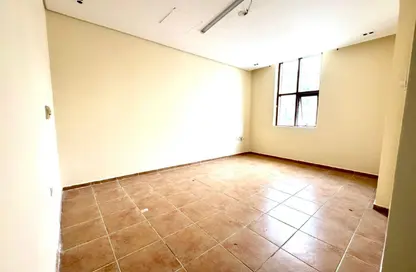 Apartment - 1 Bedroom - 1 Bathroom for rent in Al Andalus Tower - Al Mujarrah - Sharjah