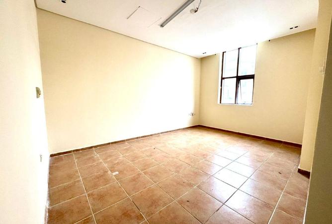 70301750 - Property Main Image