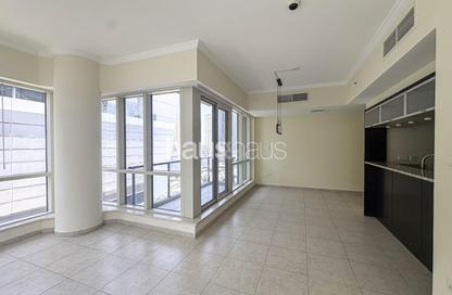 Apartment - 2 Bedrooms - 3 Bathrooms for rent in Al Majara 2 - Al Majara Towers - Dubai Marina - Dubai
