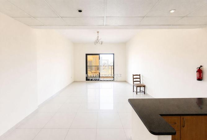 77793326 - Property Main Image