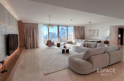 Apartment - 4 Bedrooms - 7 Bathrooms for sale in Boulevard Point - Downtown Dubai - Dubai Apartment - 4 Bedrooms - 7 Bathrooms for sale in Boulevard Point - Downtown Dubai - Dubai
