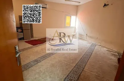Labor Camp - Studio - 7+ Bathrooms for rent in Ali Mousa Building - Al Sajaa Industrial - Al Sajaa - Sharjah
