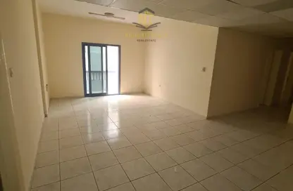 شقة - 2 غرف نوم - 2 حمامات للايجار في الند - القاسمية - الشارقة