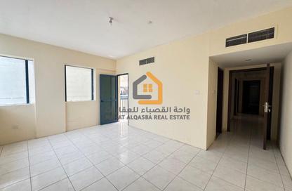 Apartment - 3 - 3 for rent in Al Majaz 1 - Al Majaz - Sharjah Apartment - 3 - 3 for rent in Al Majaz 1 - Al Majaz - Sharjah
