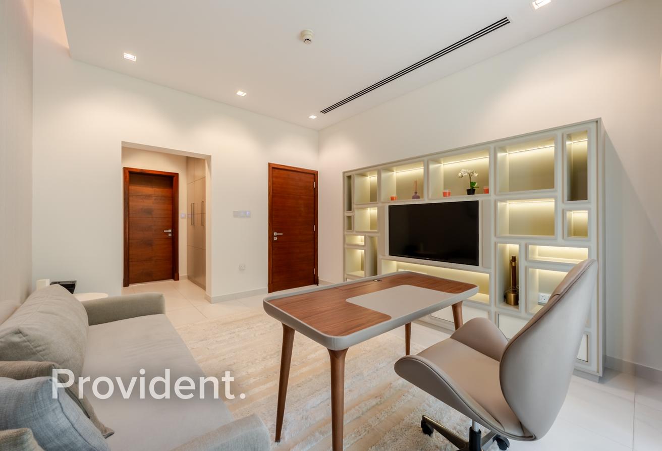Well-Maintained | Furnished/Unfurnished | Corner photo 14