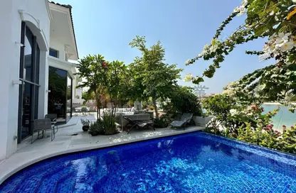 Villa - 4 Bedrooms - 6 Bathrooms for rent in Garden Homes Frond E - Garden Homes - Palm Jumeirah - Dubai