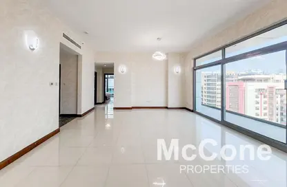 شقة - 2 غرف نوم - 3 حمامات للايجار في A برج - تو تاورز - برشا هايتس (تيكوم) - دبي