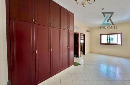 Apartment - Studio - 1 Bathroom for rent in Al Yousuf Building - Al Hamriya - Bur Dubai - Dubai