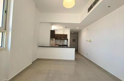 Apartment - 1 Bedroom - 1 Bathroom for rent in Warsan City Building - International City Phase 2 - Al Warsan 4 - Al Warsan - Dubai Apartment - 1 Bedroom - 1 Bathroom for rent in Warsan City Building - International City Phase 2 - Al Warsan 4 - Al Warsan - Dubai