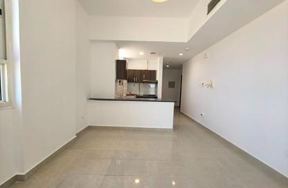 Apartment - 1 Bedroom - 1 Bathroom for rent in Warsan City Building - International City Phase 2 - Al Warsan 4 - Al Warsan - Dubai Apartment - 1 Bedroom - 1 Bathroom for rent in Warsan City Building - International City Phase 2 - Al Warsan 4 - Al Warsan - Dubai