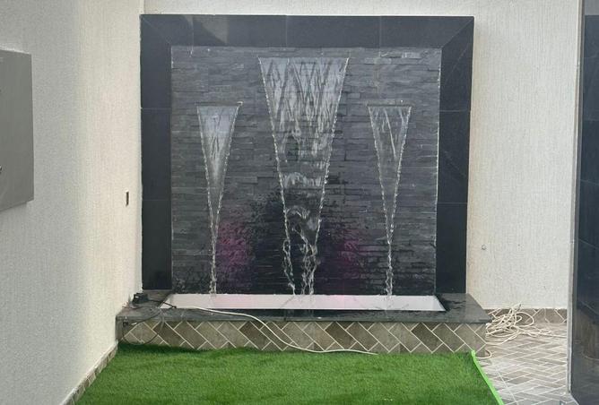93137280 - Property Image 2
