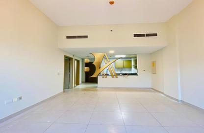 Apartment - 1 Bedroom - 2 Bathrooms for rent in City Compass Living - Dubai Investment Park 1 (DIP 1) - Dubai Investment Park (DIP) - Dubai Apartment - 1 Bedroom - 2 Bathrooms for rent in City Compass Living - Dubai Investment Park 1 (DIP 1) - Dubai Investment Park (DIP) - Dubai