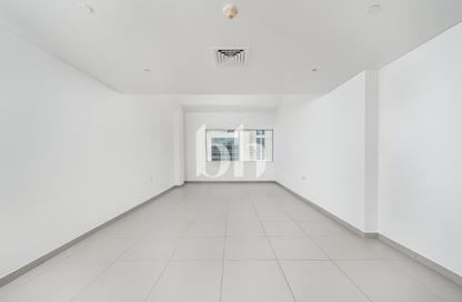 Apartment - Studio - 1 Bathroom for rent in Ariyana Tower - Dubai Marina - Dubai Apartment - Studio - 1 Bathroom for rent in Ariyana Tower - Dubai Marina - Dubai