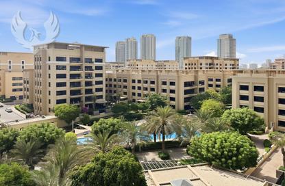 Apartment - 3 - 3 for rent in Al Ghaf 2 - Al Ghaf - Greens - Dubai