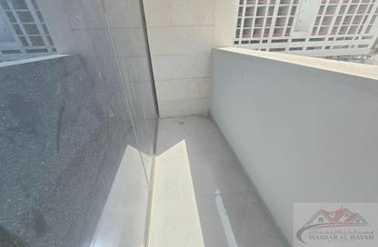 Apartment - 2 Bedrooms - 3 Bathrooms for rent in Muweileh Community - Muwaileh Commercial - Sharjah